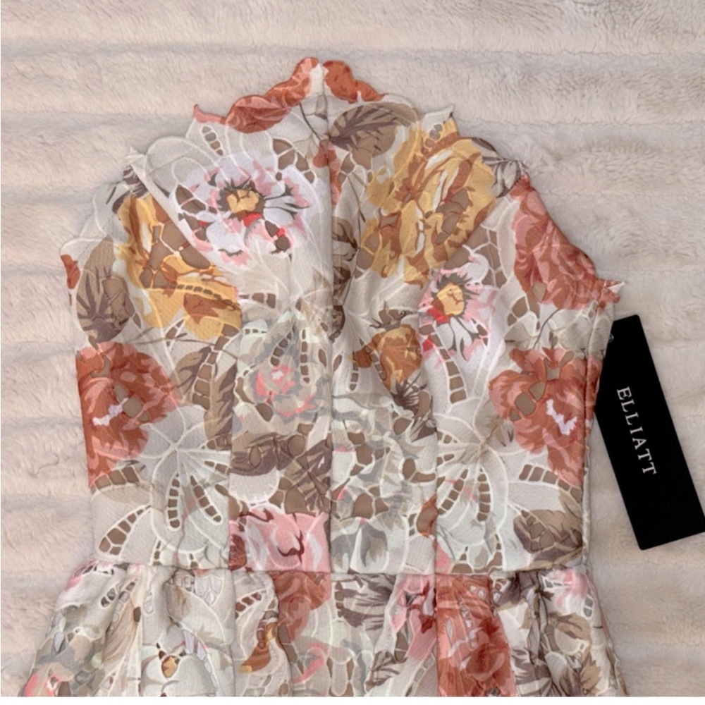 Elliatt dress